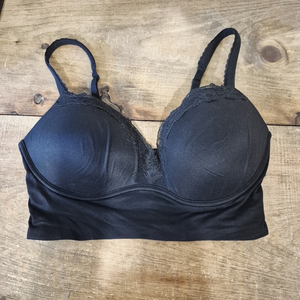 Victoria's Secret Padded No-Wire Pull On Bra 36D